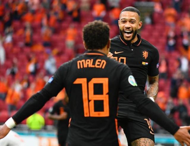 節中段有一 節中段有一