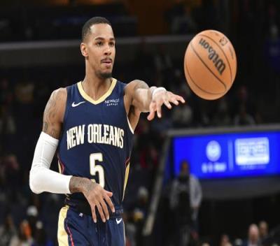 动作堪比一 动作堪比一